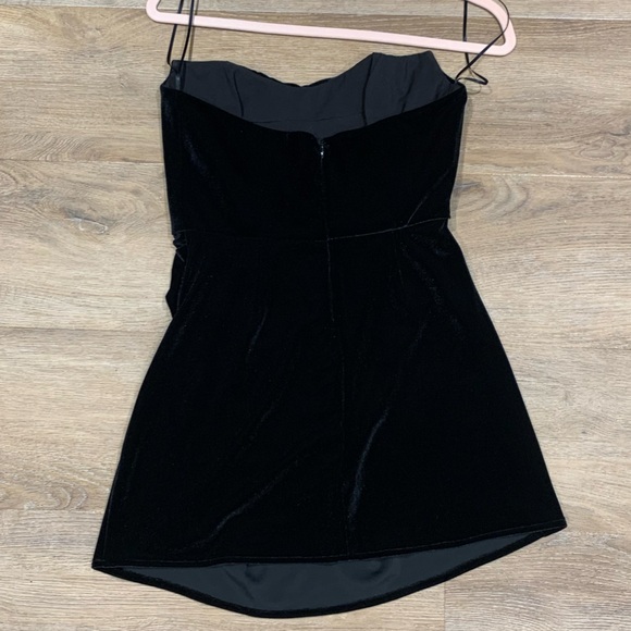 The Bar Dion Dress - Picture 4 of 7